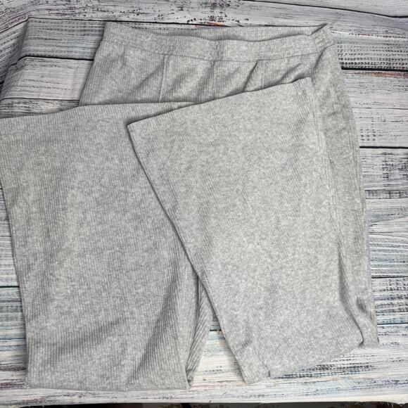 Aerie Groove-On Rib Velour Flare Pant in Light  Gray Large - Picture 3 of 5
